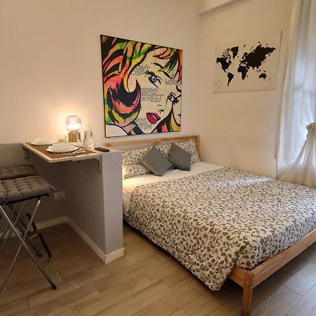 Monolocale In Corso Porta Nuova Apartment Milan Luaran gambar